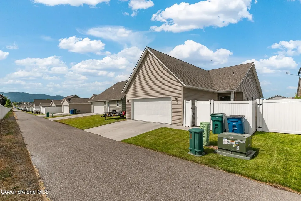 8724 N Spokane Street Post Falls ID 83854