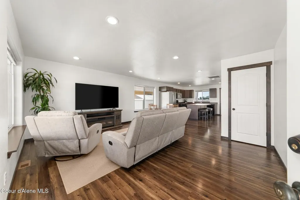 8724 N Spokane Street Post Falls ID 83854