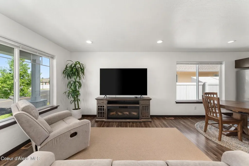 8724 N Spokane Street Post Falls ID 83854