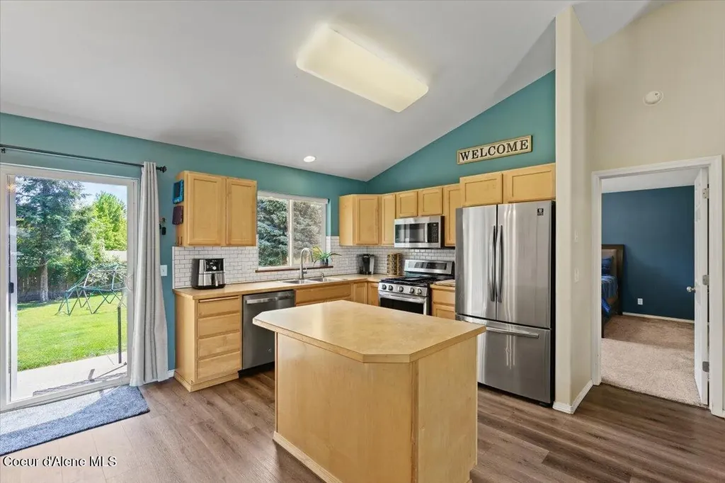 2738 N Ivy Lane Post Falls ID 83854