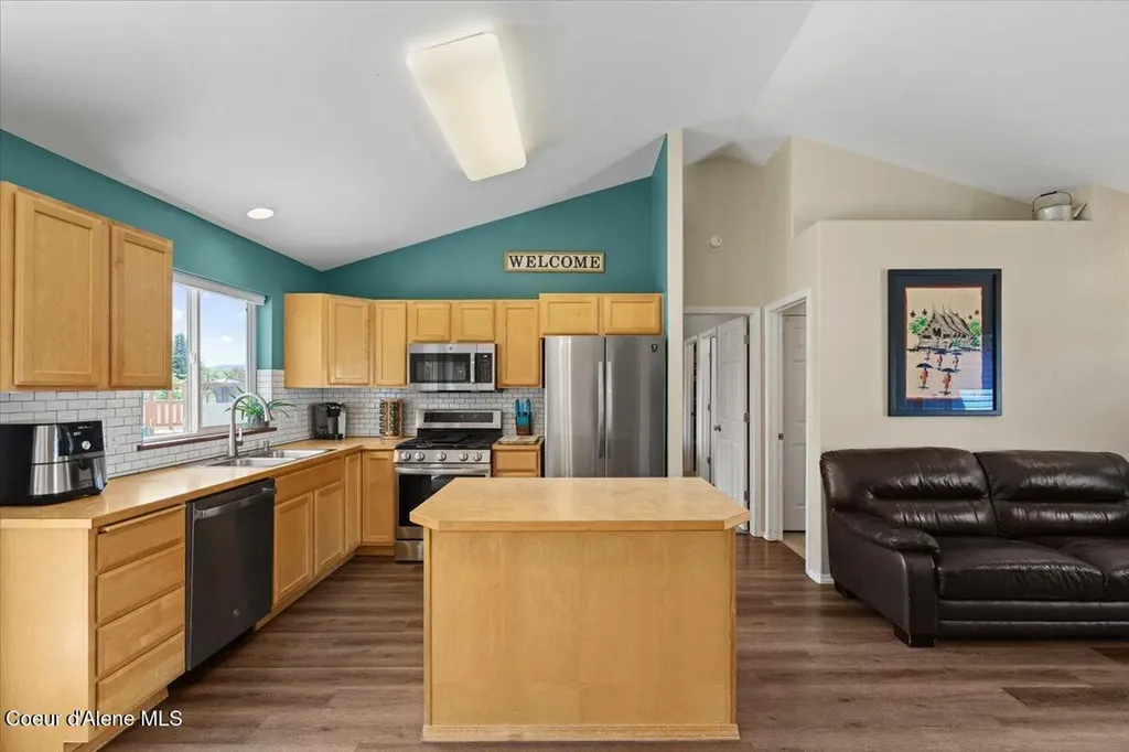 2738 N Ivy Lane Post Falls ID 83854