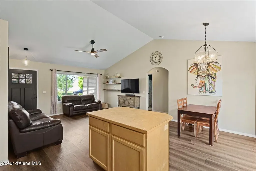 2738 N Ivy Lane Post Falls ID 83854