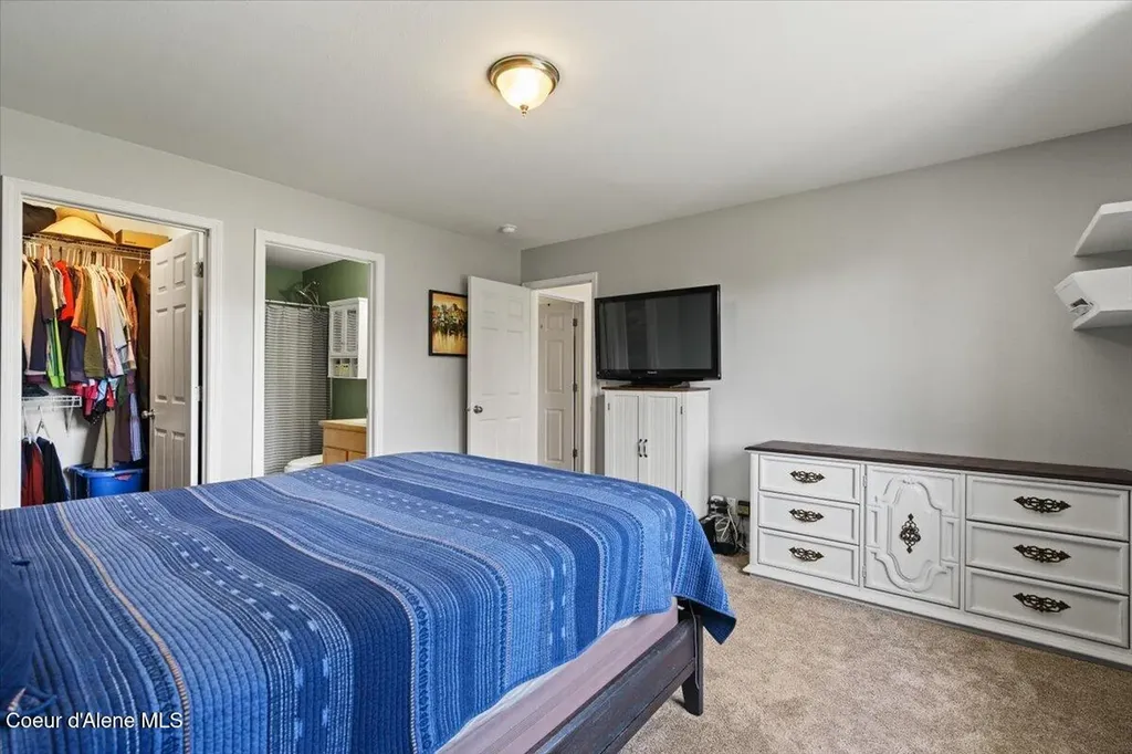 2738 N Ivy Lane Post Falls ID 83854