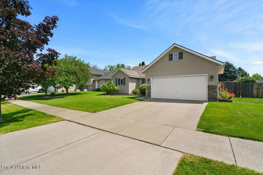 2738 N Ivy Lane Post Falls ID 83854