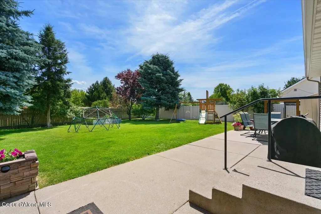 2738 N Ivy Lane Post Falls ID 83854