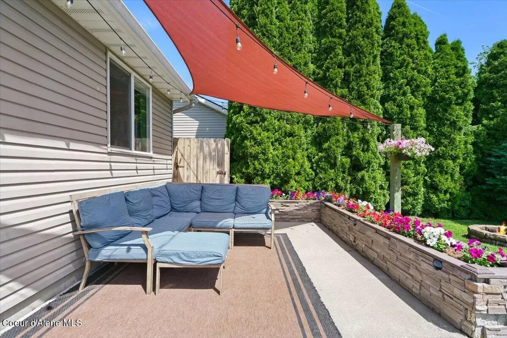 2738 N Ivy Lane Post Falls ID 83854
