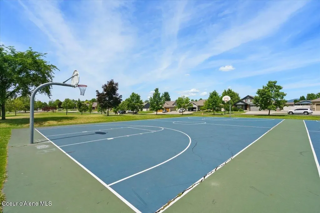 2738 N Ivy Lane Post Falls ID 83854