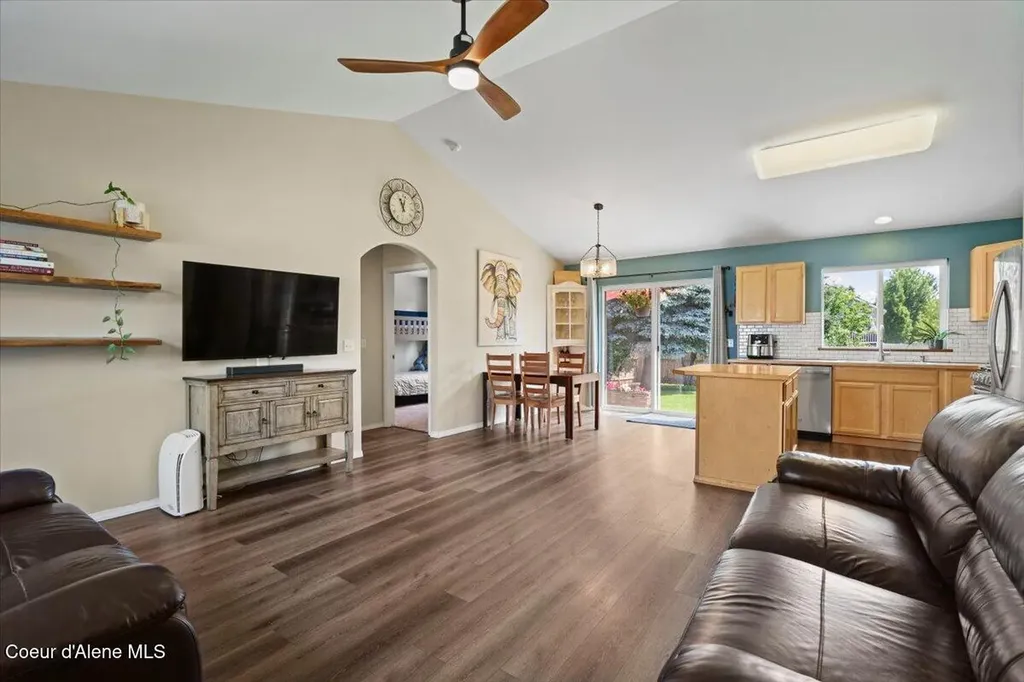 2738 N Ivy Lane Post Falls ID 83854