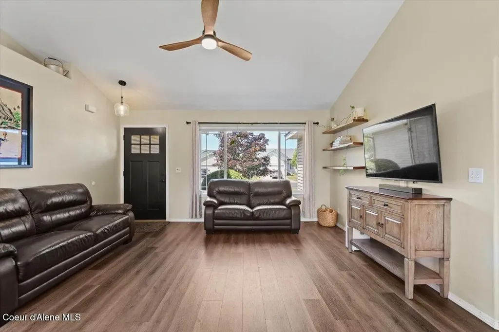 2738 N Ivy Lane Post Falls ID 83854