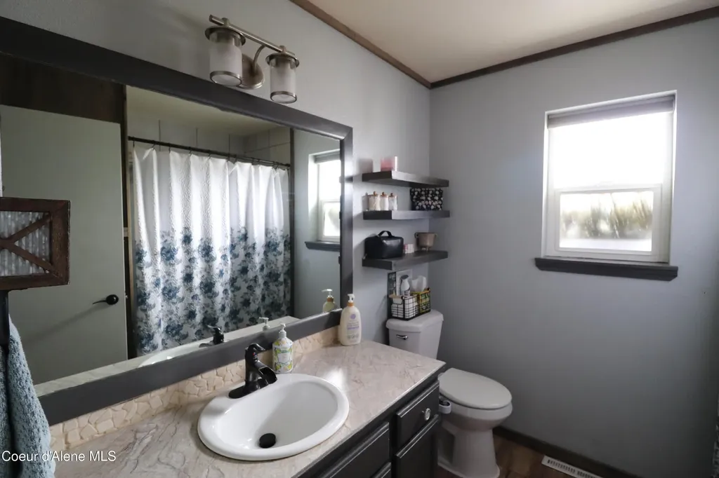 810 E 11th Avenue Post Falls ID 83854