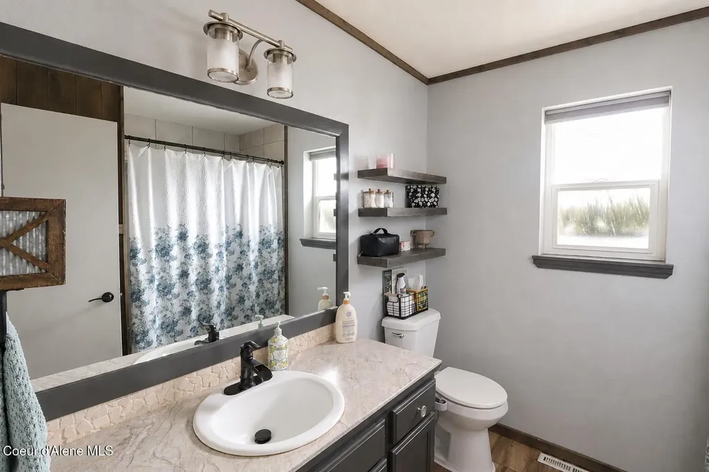 810 E 11th Avenue Post Falls ID 83854