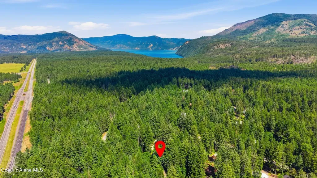 13118 E Hellroaring Road Athol ID 83801
