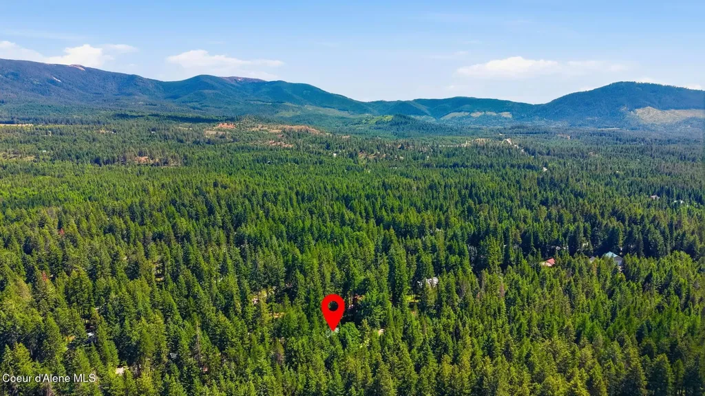 13118 E Hellroaring Road Athol ID 83801
