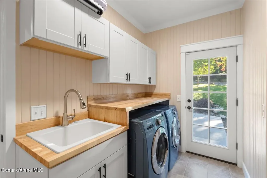 2918 E Point Hayden Drive Hayden ID 83835