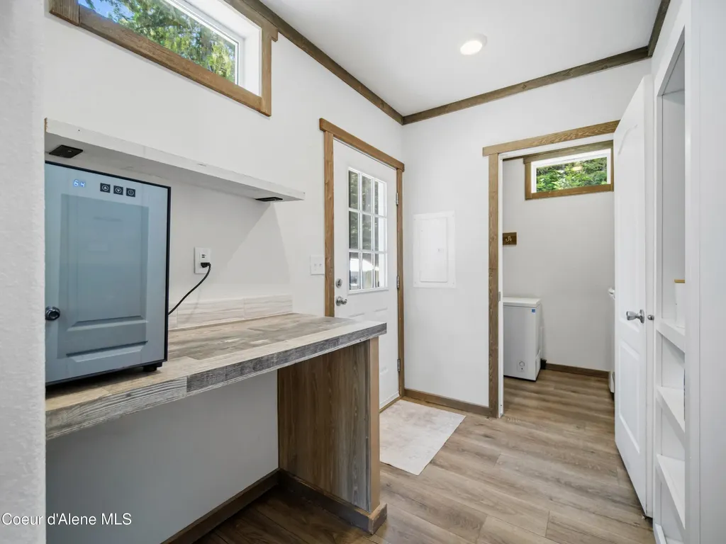 447 S Beaver Lake Road Athol ID 83801