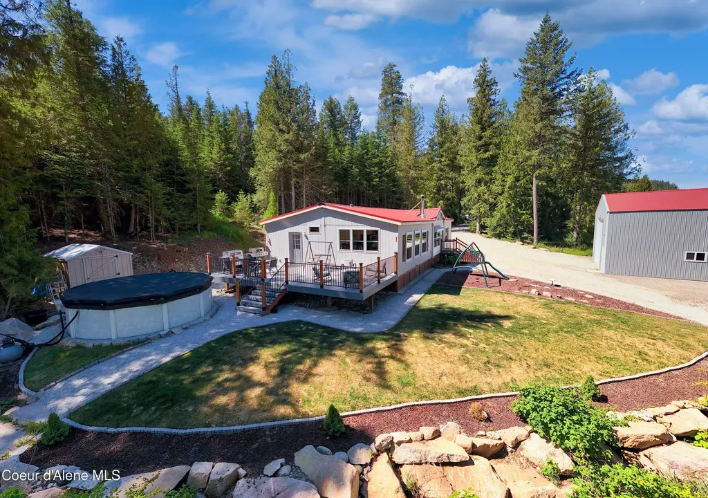 447 S Beaver Lake Road Athol ID 83801