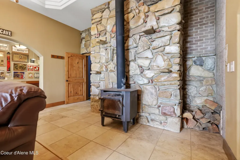 8973 W Barrett Drive Rathdrum ID 83858