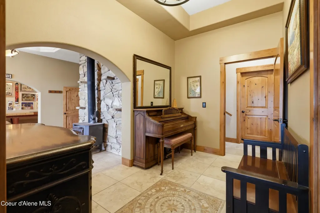 8973 W Barrett Drive Rathdrum ID 83858