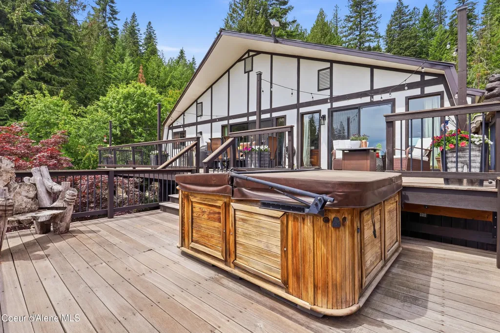 8973 W Barrett Drive Rathdrum ID 83858
