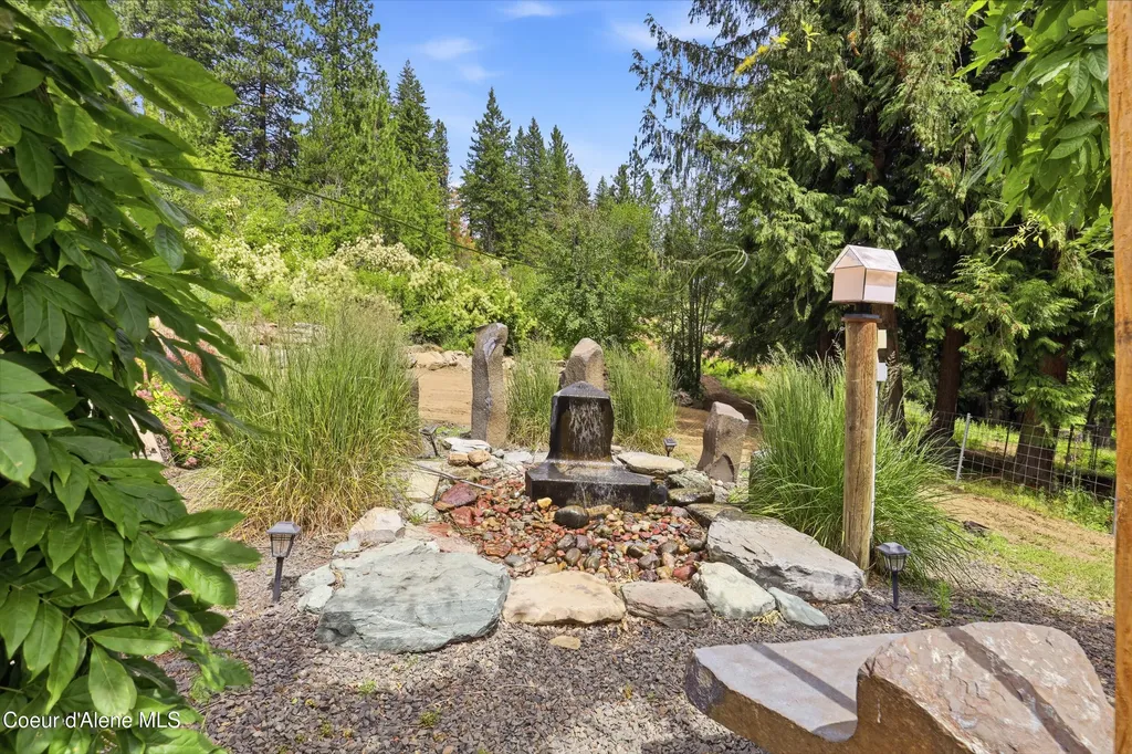 8973 W Barrett Drive Rathdrum ID 83858
