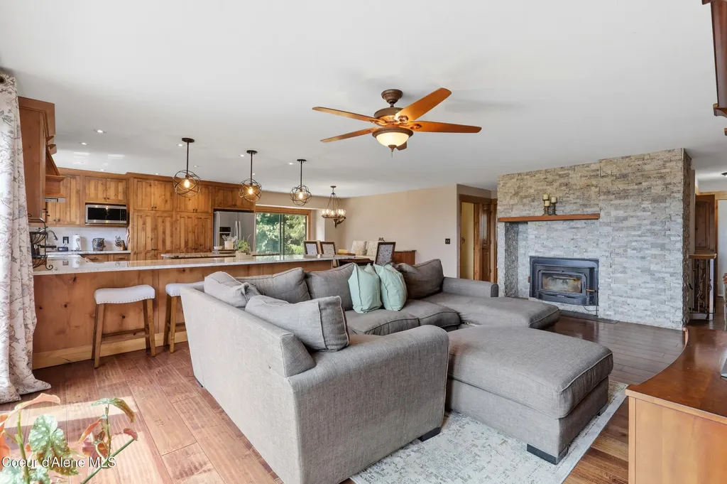 8973 W Barrett Drive Rathdrum ID 83858