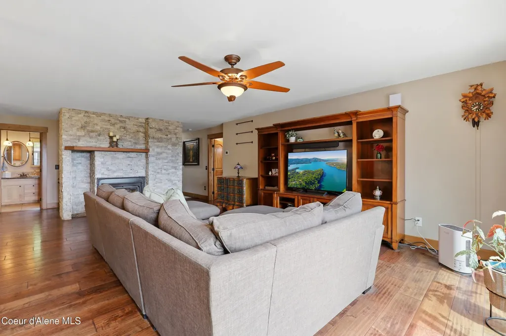 8973 W Barrett Drive Rathdrum ID 83858