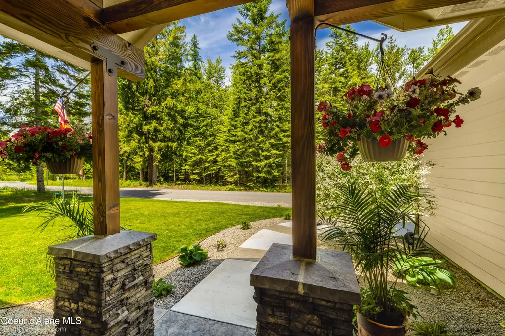 28 Camas Drive Priest River ID 83856