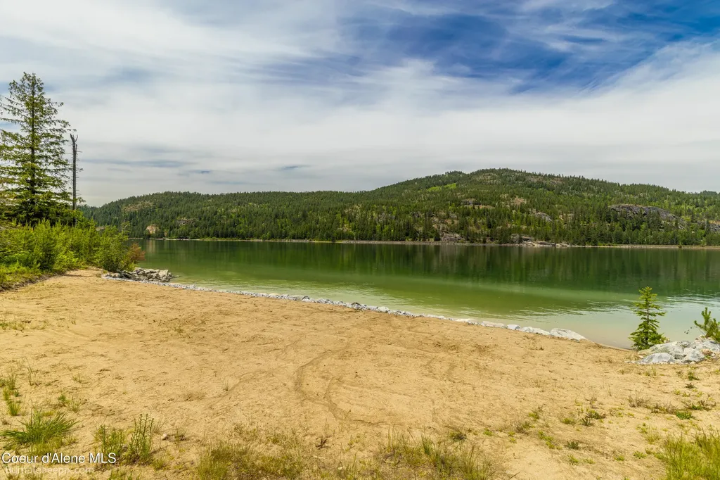 28 Camas Drive Priest River ID 83856
