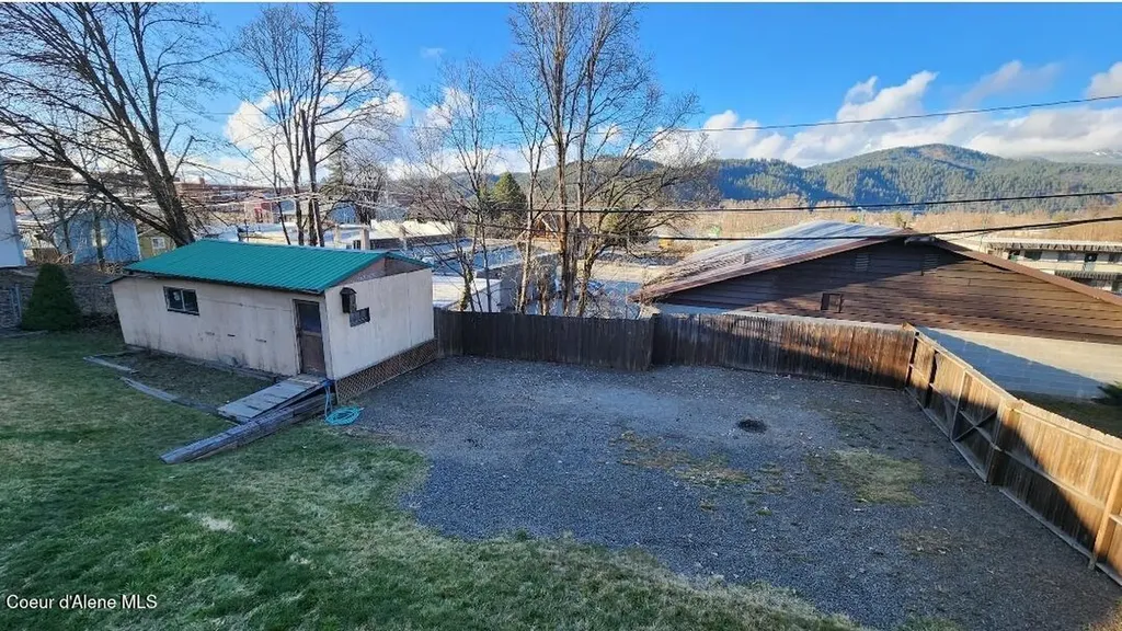 115 S 5th Street St. Maries ID 83861