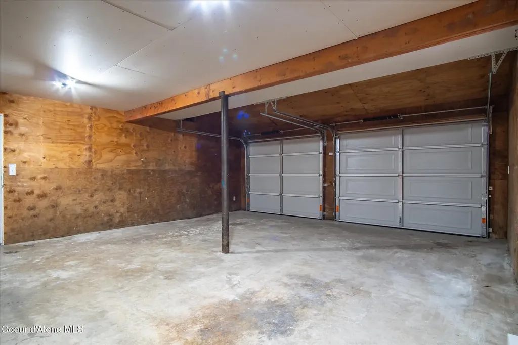 6933 W Tesemini Drive Spirit Lake ID 83869