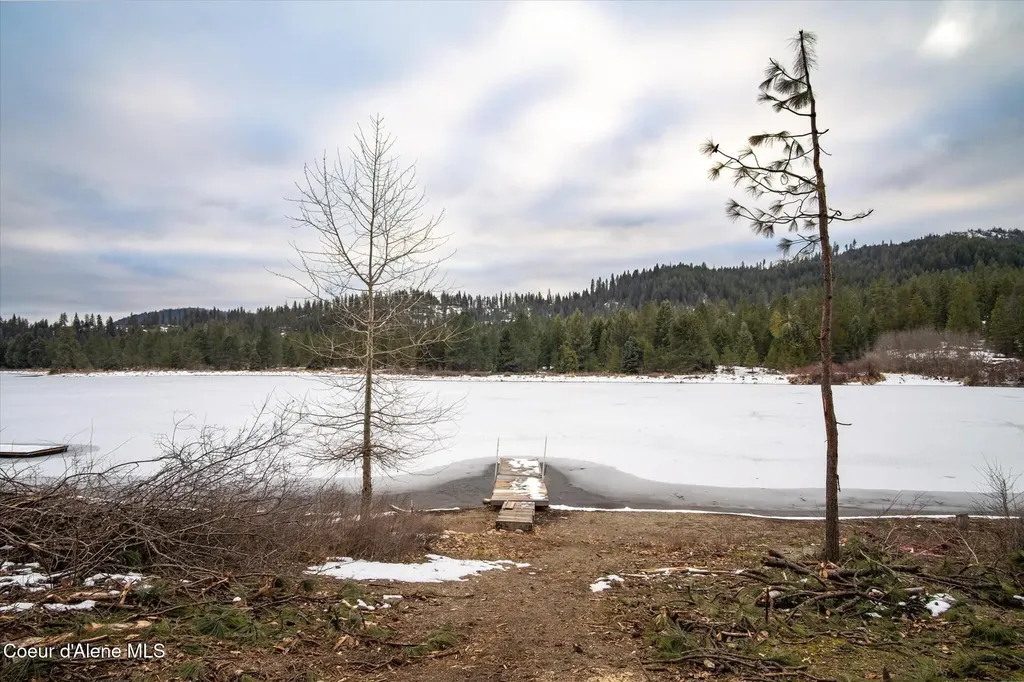 6933 W Tesemini Drive Spirit Lake ID 83869