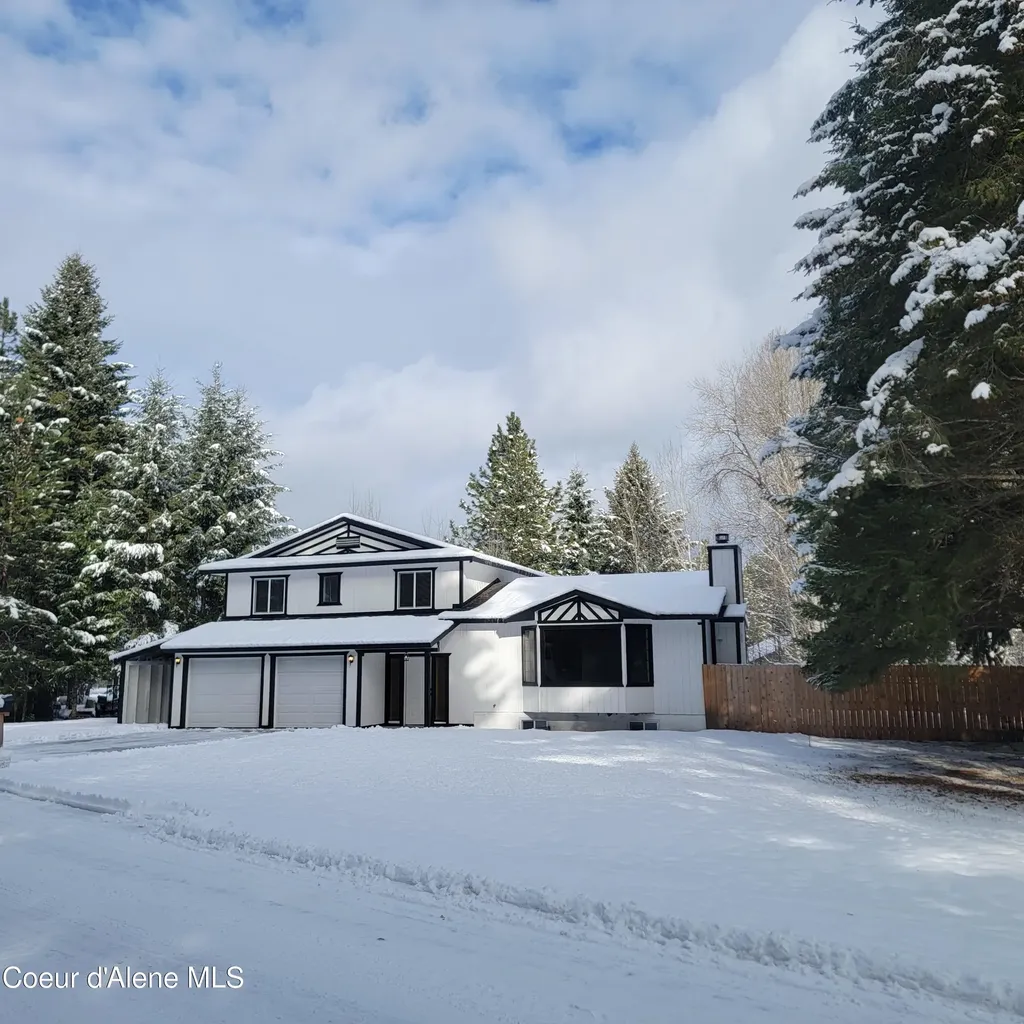 6933 W Tesemini Drive Spirit Lake ID 83869