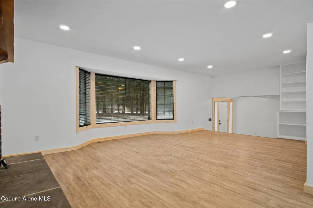6933 W Tesemini Drive Spirit Lake ID 83869