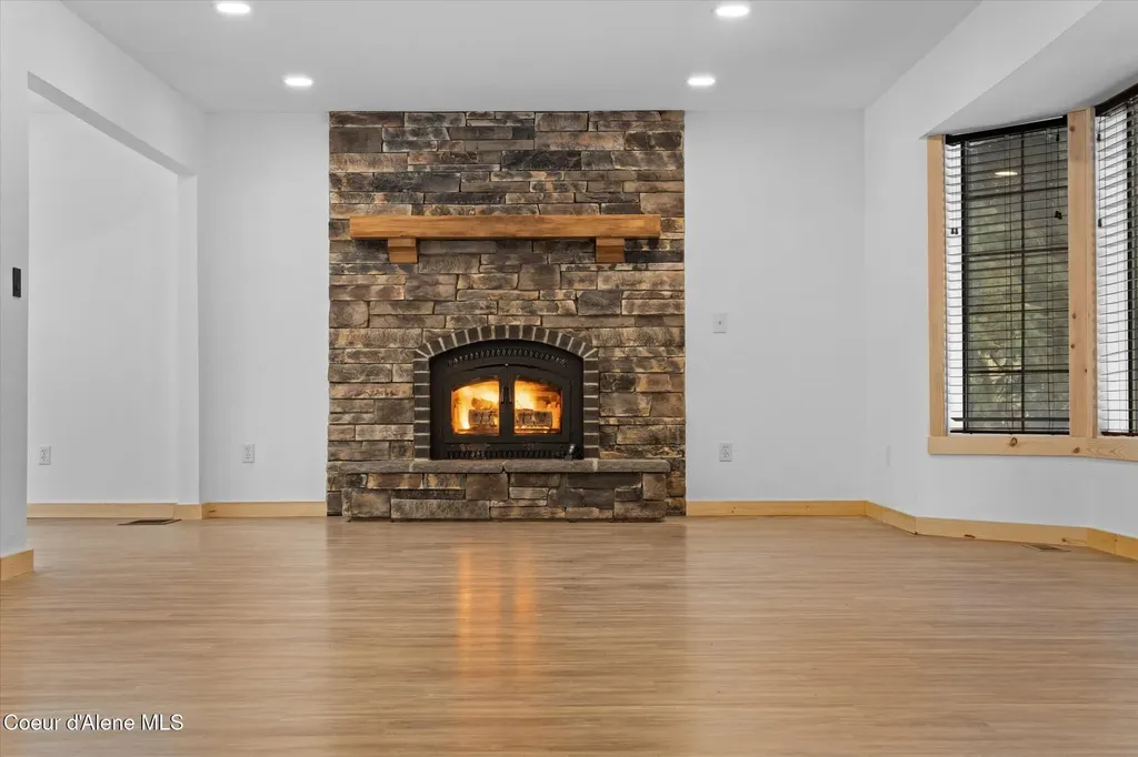 6933 W Tesemini Drive Spirit Lake ID 83869