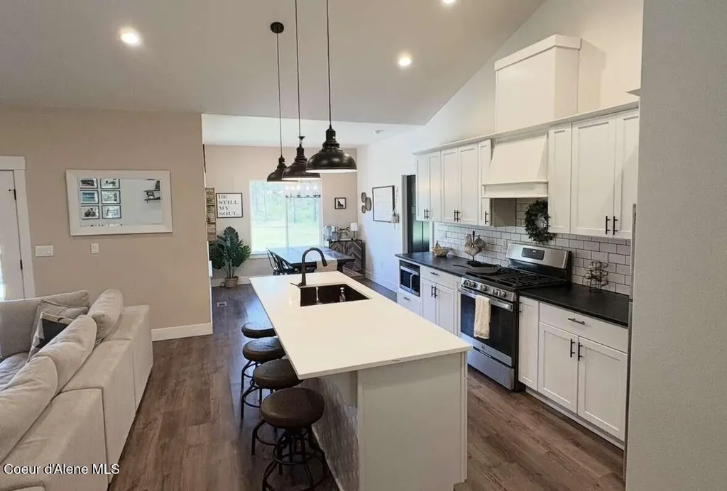 871 W Kenai Lane Athol ID 83801