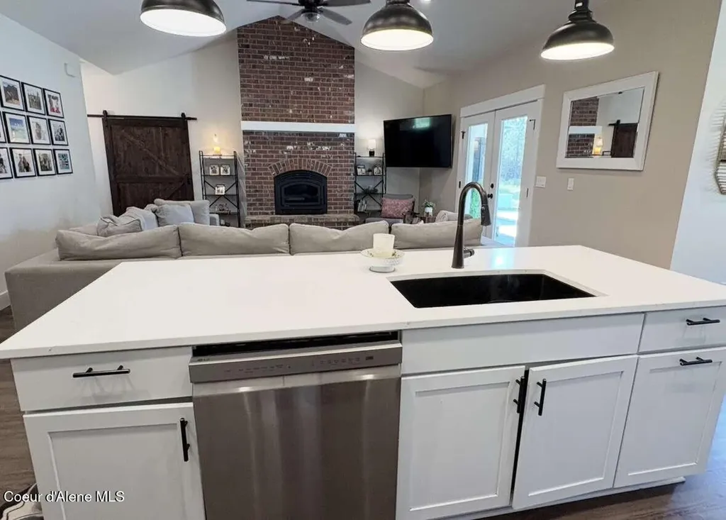 871 W Kenai Lane Athol ID 83801