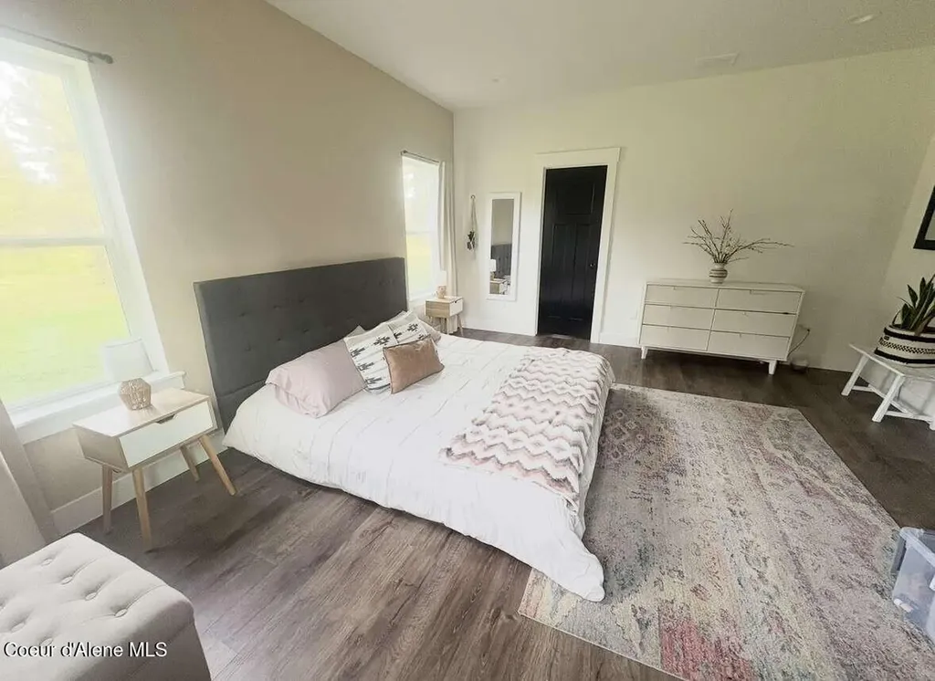 871 W Kenai Lane Athol ID 83801