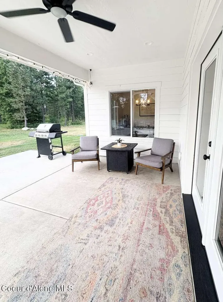 871 W Kenai Lane Athol ID 83801