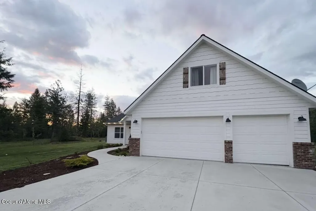 871 W Kenai Lane Athol ID 83801