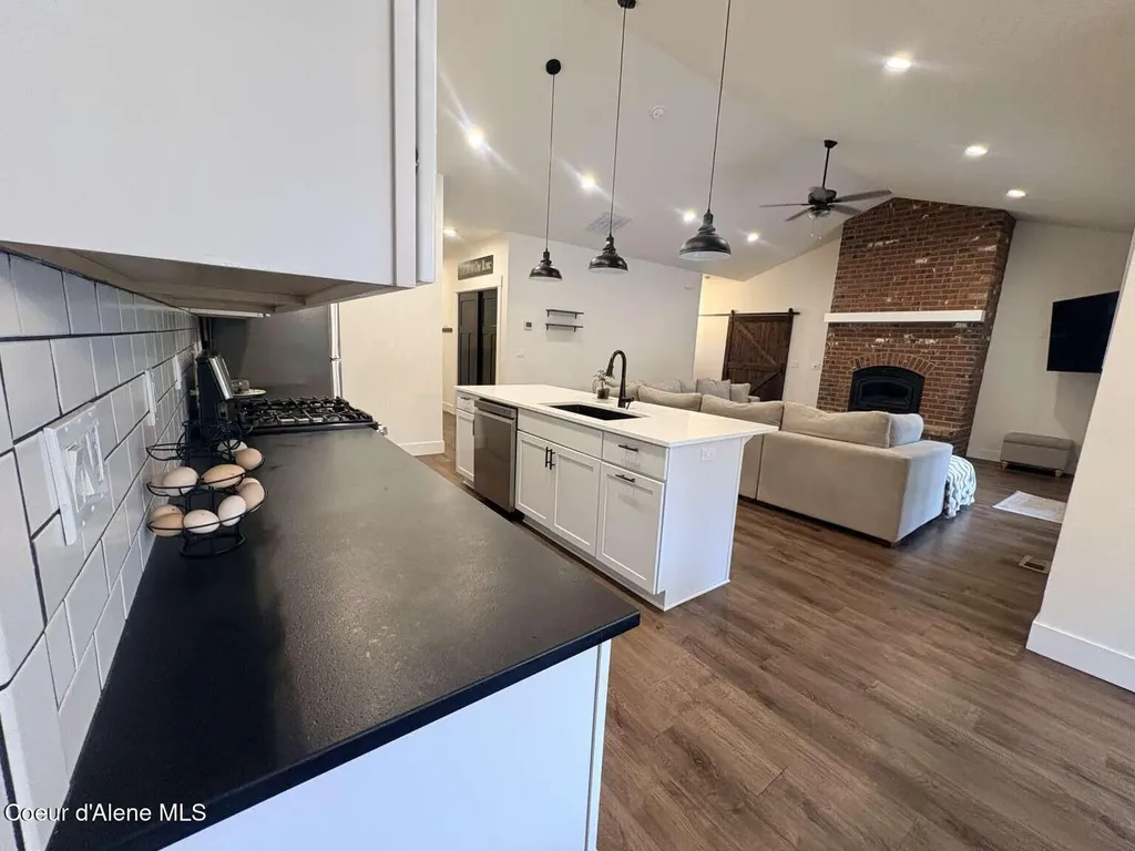 871 W Kenai Lane Athol ID 83801