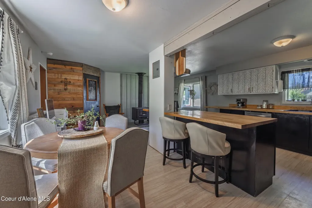 2015 Washington Avenue St. Maries ID 83861