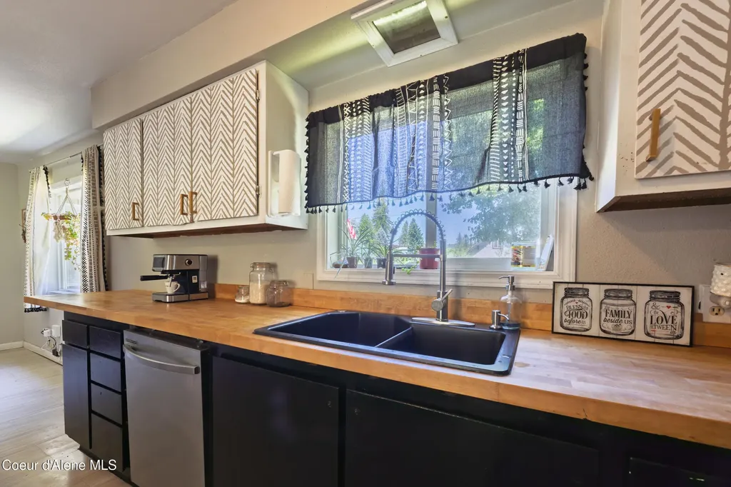 2015 Washington Avenue St. Maries ID 83861