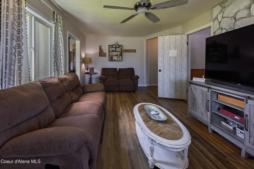 2015 Washington Avenue St. Maries ID 83861