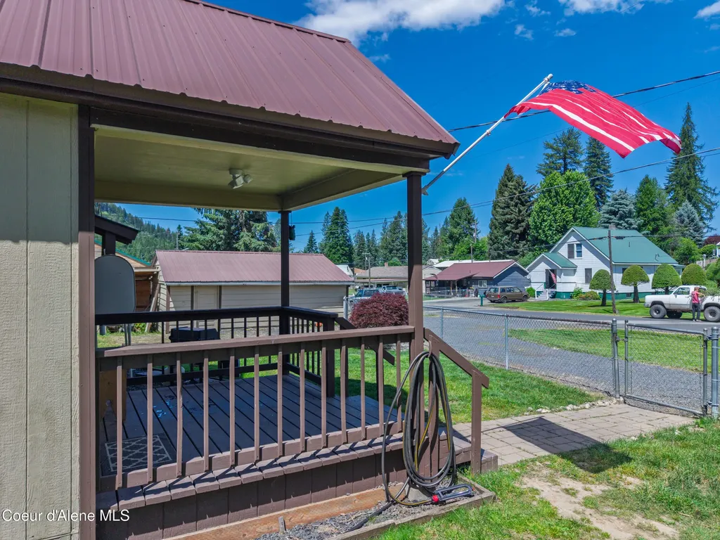 2015 Washington Avenue St. Maries ID 83861