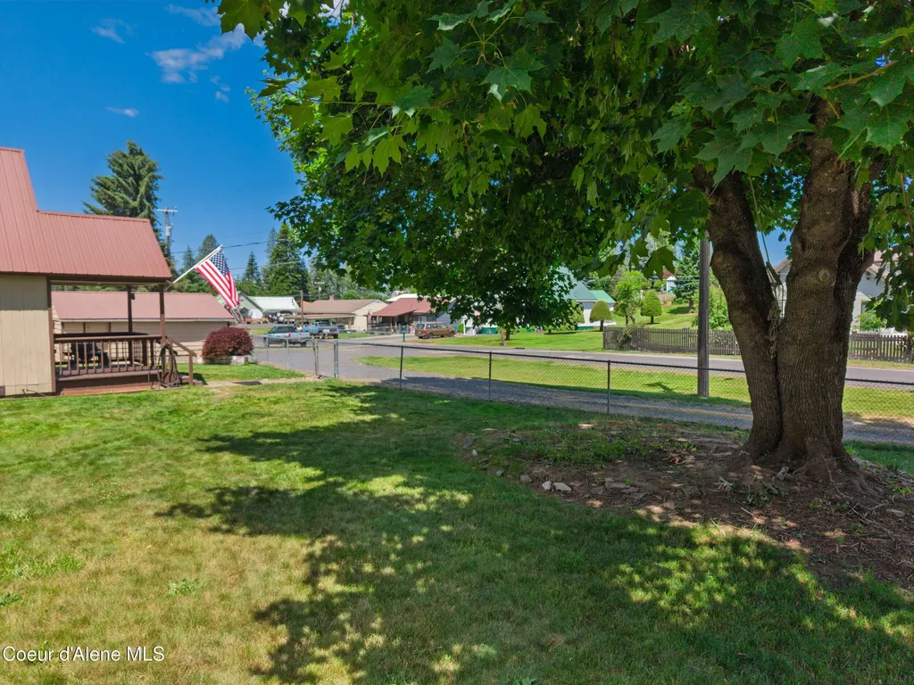 2015 Washington Avenue St. Maries ID 83861
