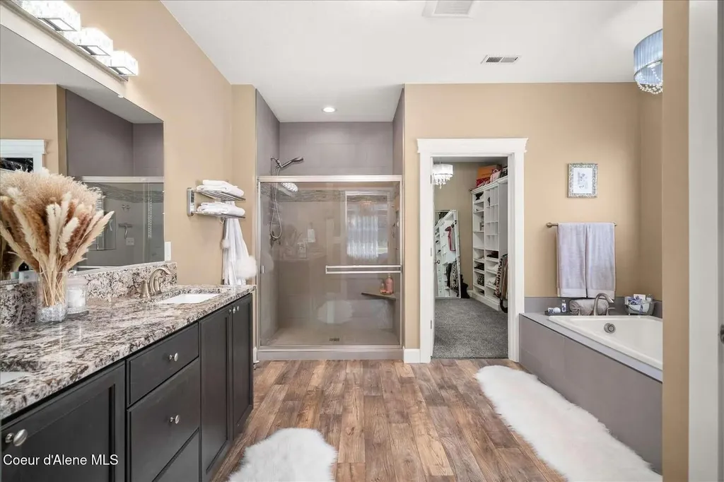 2500 E Marnett Road Athol ID 83801