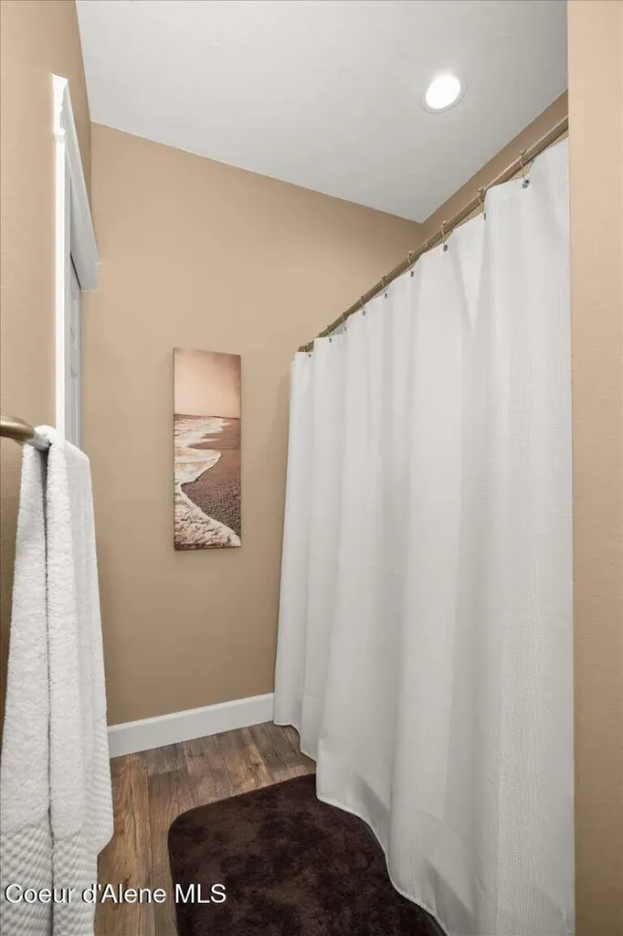 2500 E Marnett Road Athol ID 83801