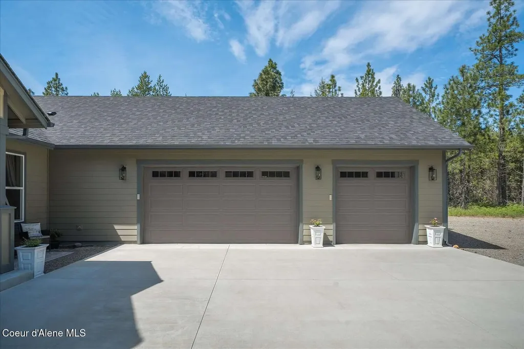 2500 E Marnett Road Athol ID 83801
