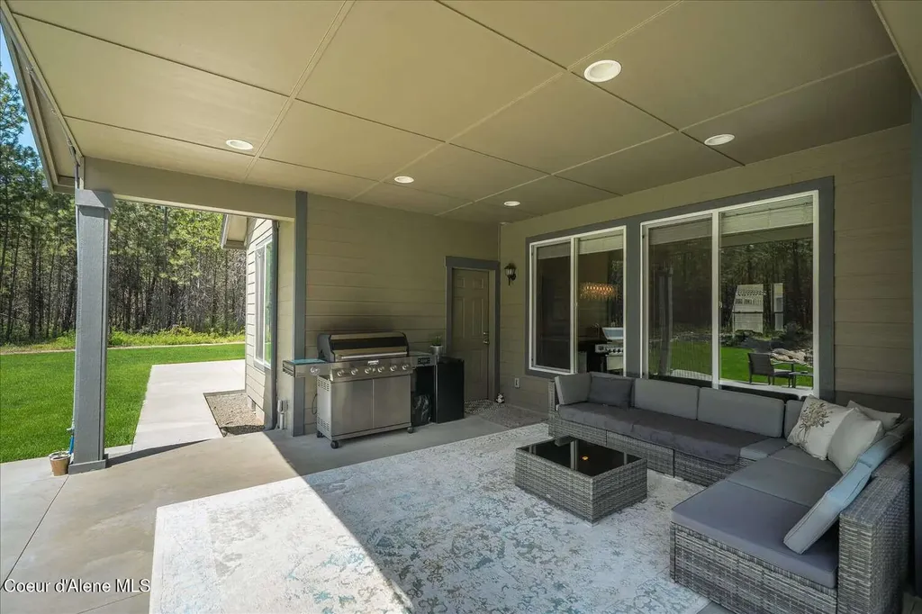 2500 E Marnett Road Athol ID 83801