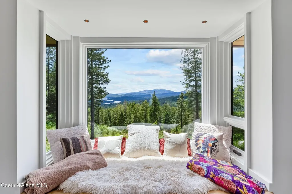 172 Elk Hills Road Sandpoint ID 83864